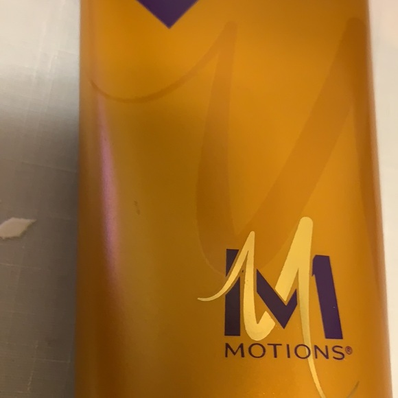 MOTIONS FOR NATURAL TEXTURES LEAVE IN CONDITIONER HEAT STYLES STRAIGHT FINISH - Picture 4 of 8